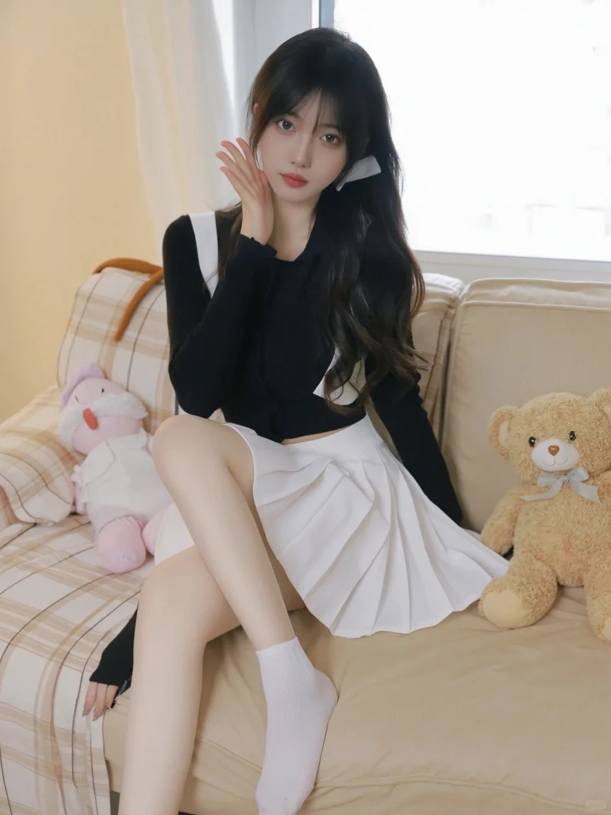 ⩌ ˰ ⩌