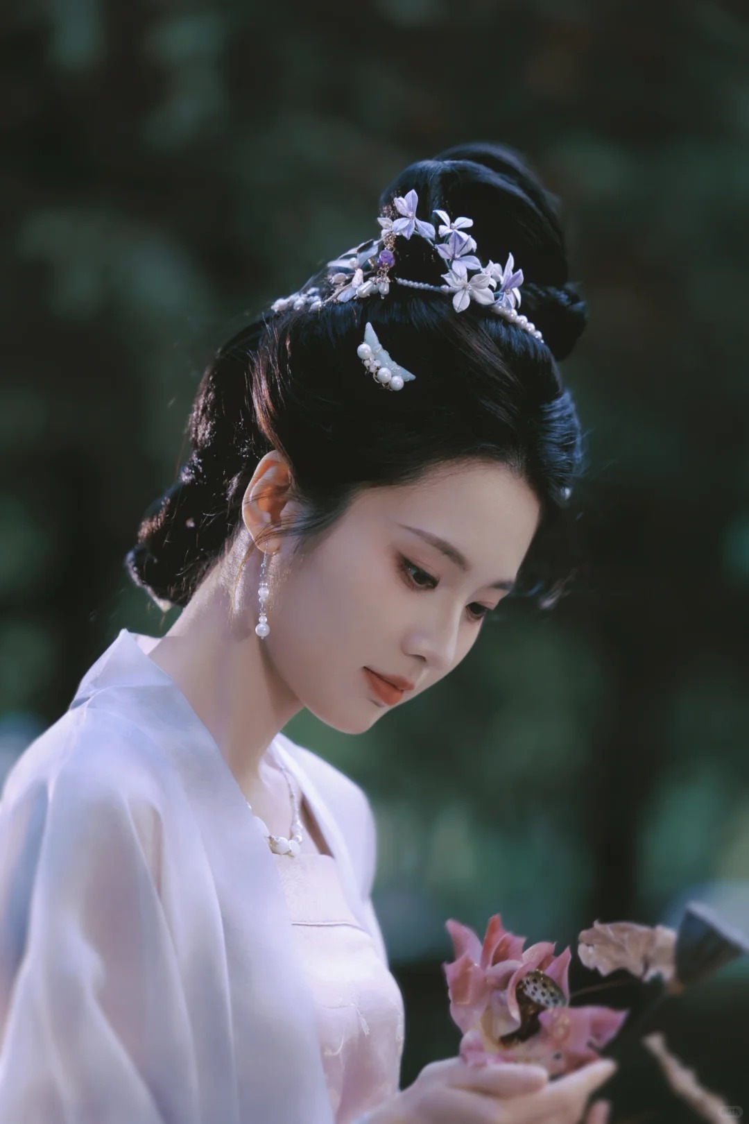 红藕香残玉簟秋/给张慧雯拍的出发图